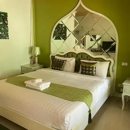 Baanplaidoi Resort